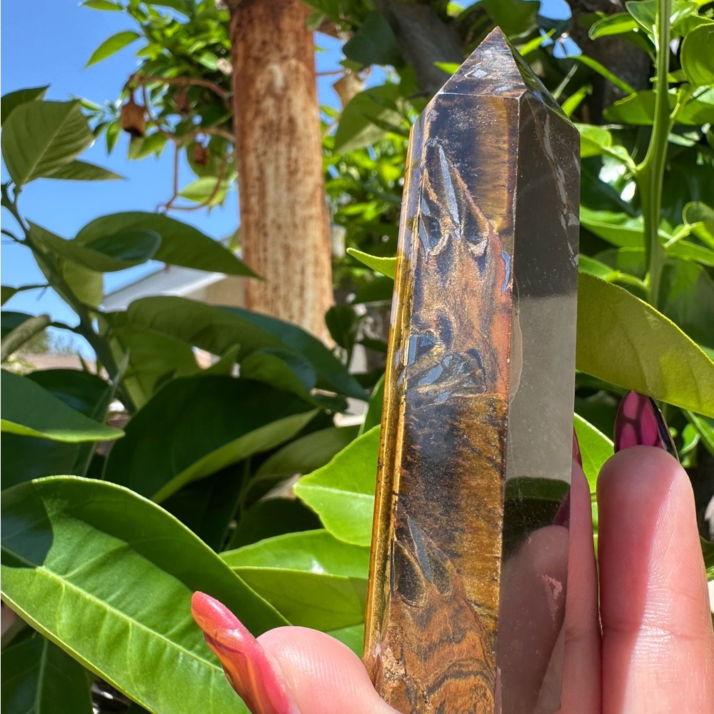 Tiger’s Eye Crystal Tower Home Decor